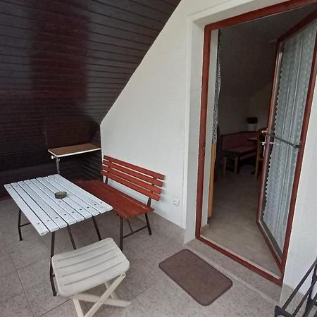 Draga - 2 Bedroom Apartment Tržič Kültér fotó
