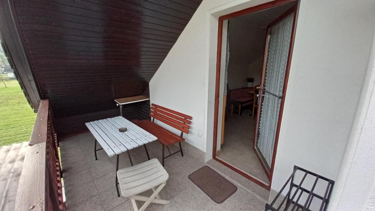 Draga - 2 Bedroom Apartment Tržič Kültér fotó